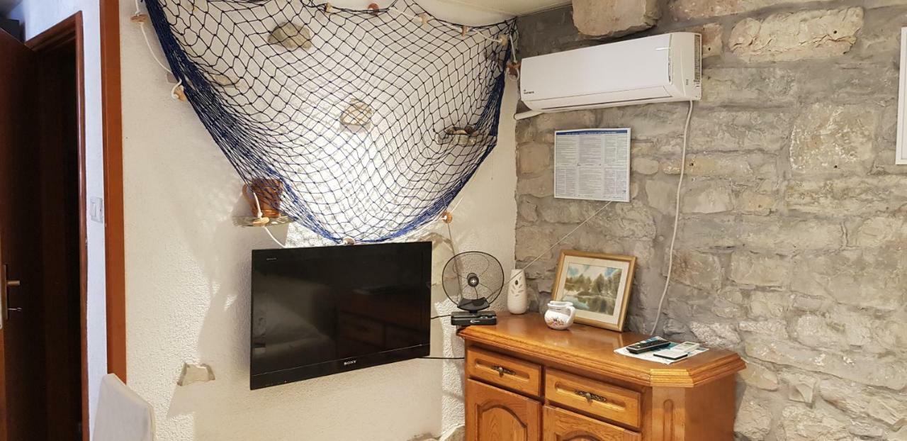 Studio Apartment Jelinek Brela Zewnętrze zdjęcie